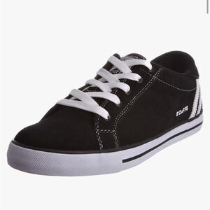 DuFFS Louie Lite D240 Black Skateboard Shoes Men’s Size 9 US 42.5 EUR